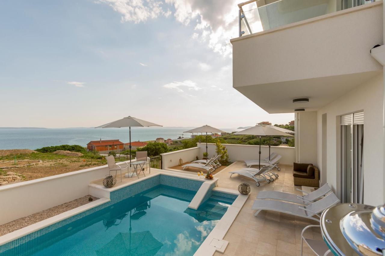 Luxury Villa Bello Horizonte With Swimming Pool Split Exterior foto
